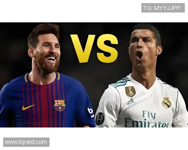 C罗与梅西巅峰对决 足球巨星风采全景展示