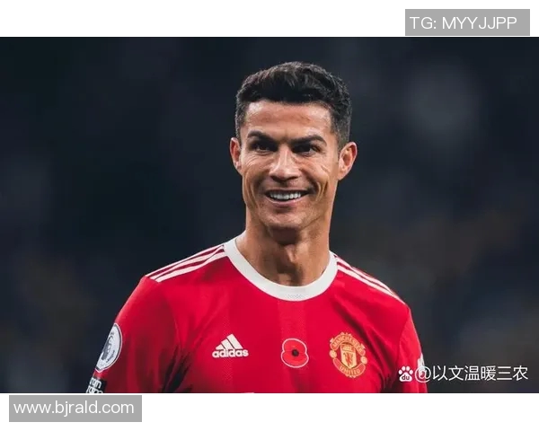 全球历史最强足球运动员排名榜单及其影响力解析 全球历史最强足球运动员排名榜单及其影响力解析