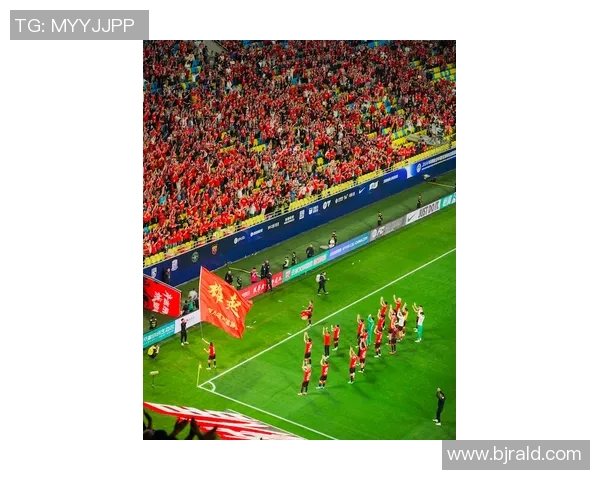 聚焦世界级足球中场核心巨星展现绿茵赛场非凡统治力